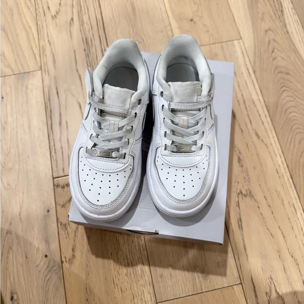 Easy On Air Force 1 Sneakers - Picture 2 of 3